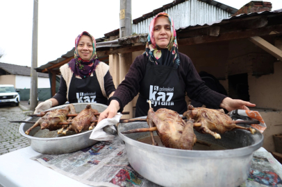 Kocaeli'de 200 yıllık gelenek Kaz Bayramı öncesi imece bereketi