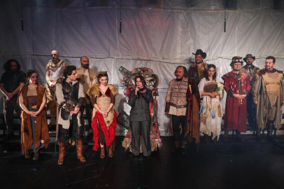 Maltepe Belediye Tiyatrosu 17. yılını “Hamlet” ile kutladı