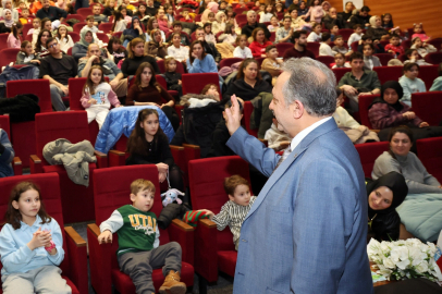 Kayseri Talas'ta karne sevinci tiyatroyla taçlandı