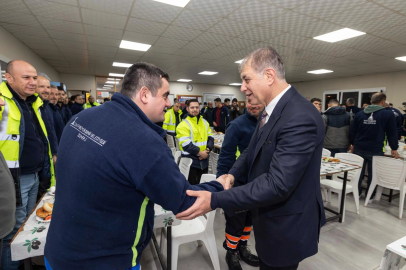 İzmir'de Başkan Tugay, mesaiye Park ve Bahçeler Dairesi’nde başladı