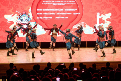 İzmir’de Çin yeni yılı coşkusu