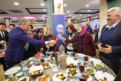 Sakarya'da Büyükşehir aile iftarında bir araya geldi