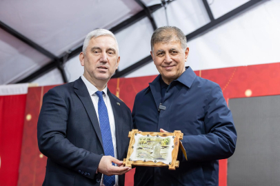 Bergama’nın sofrasında doktor başkanlar buluştu